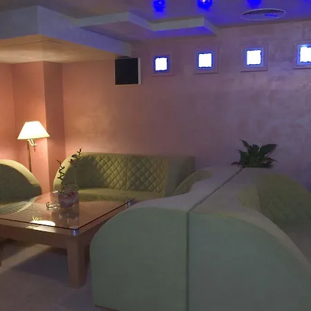 Divesta - Self Check In 3* 바르나