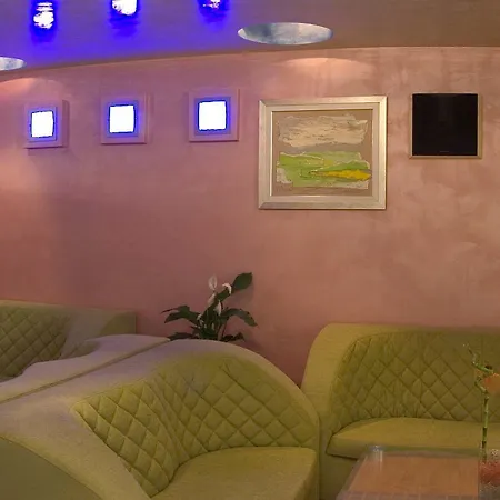 Divesta - Self Check In 3* Varna