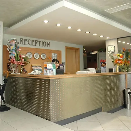 Divesta Hotel Warna