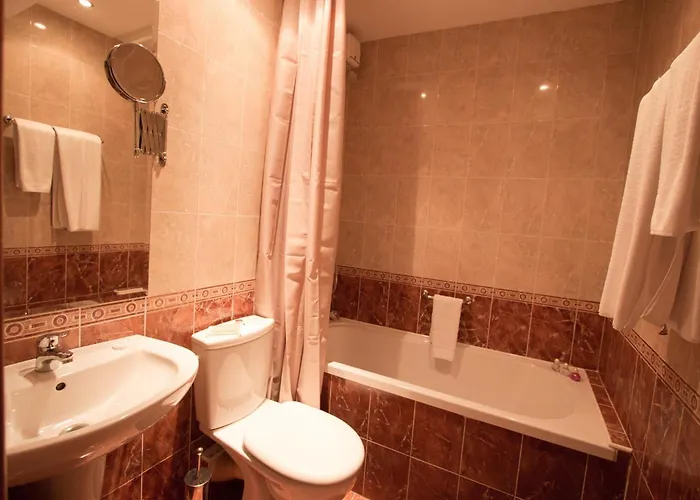 Divesta - Self Check In Hotel 3*